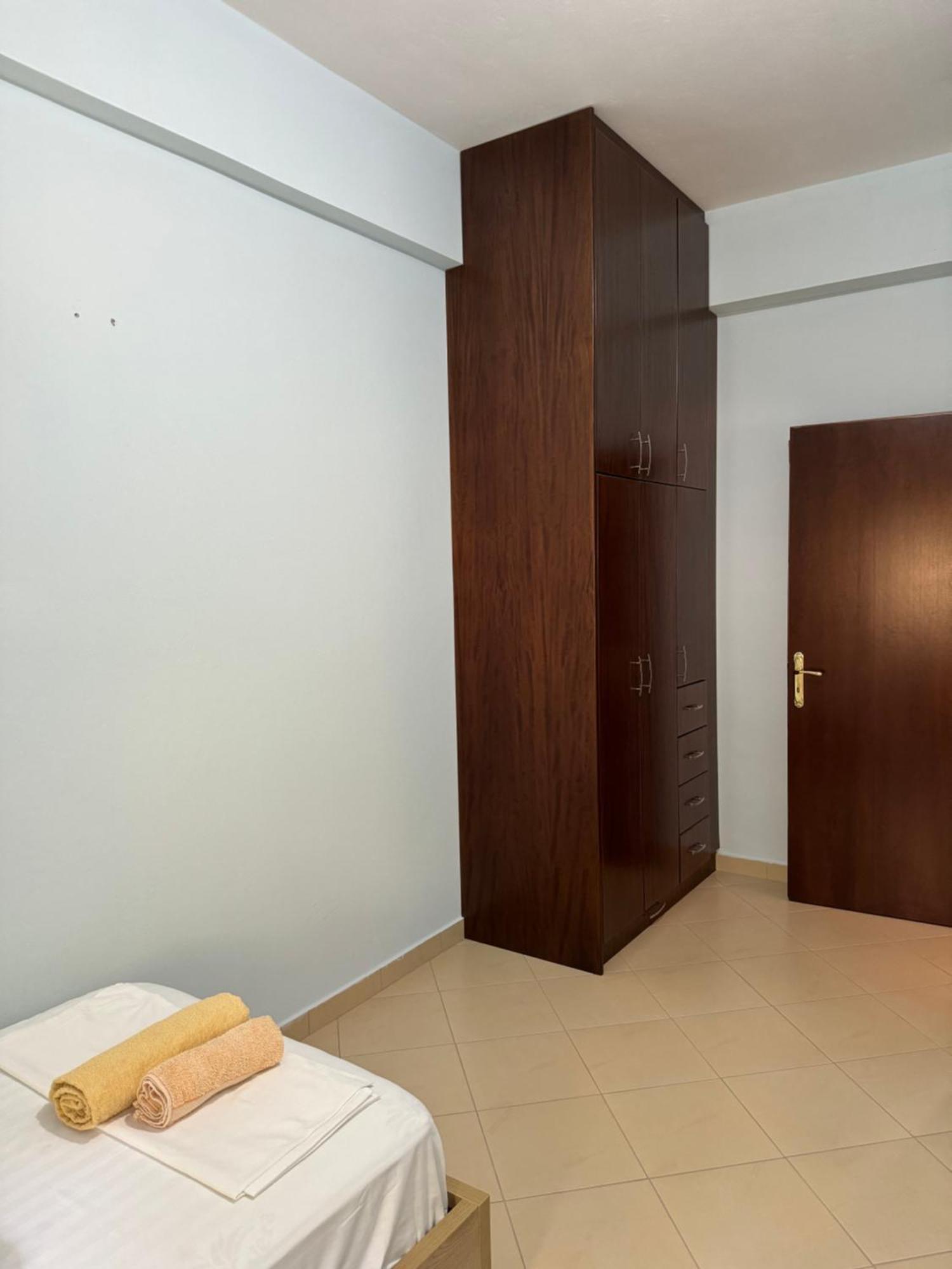 L.T. Apartment 5Th Street Sarandë 외부 사진